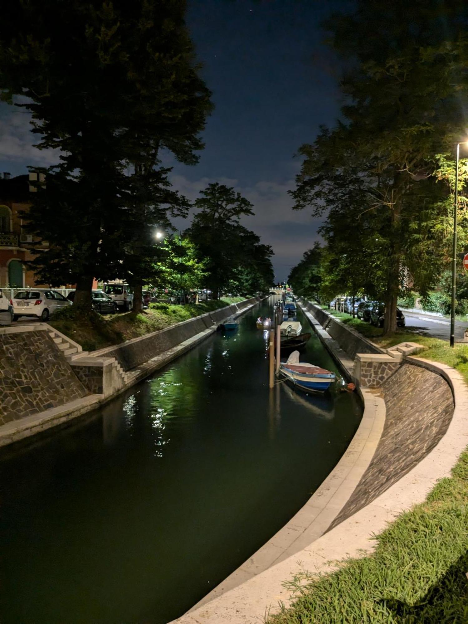 Mini Loft Lido With Own Sunny & Private Garden Apartment Lido di Venezia Ngoại thất bức ảnh
